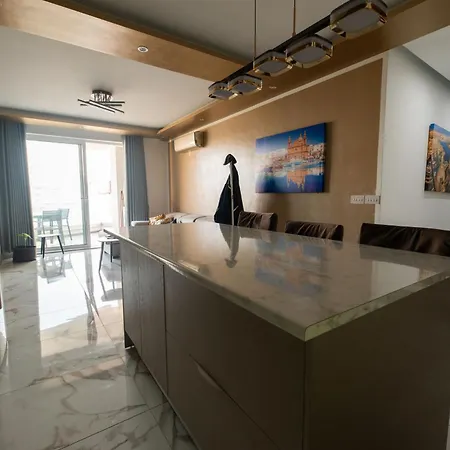 Private In Vegan Household Close To Valletta