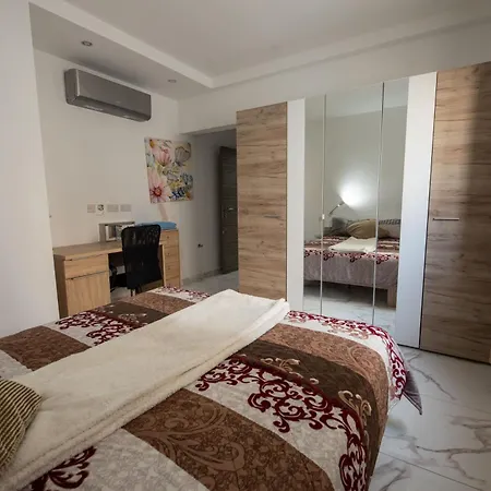 Alloggio in famiglia Private In Vegan Household Close To Valletta Pietà