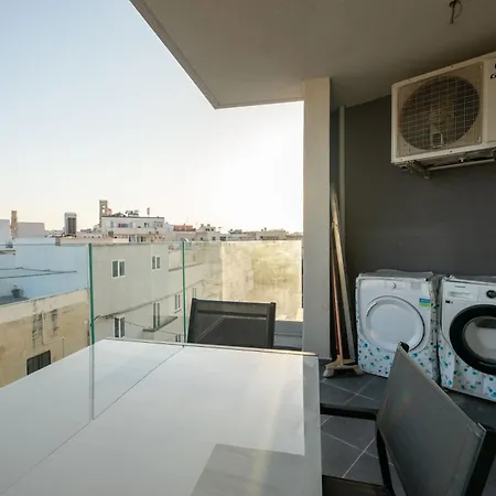 홈스테이 Private In Vegan Household Close To Valletta Pietà